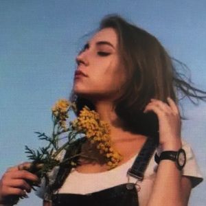 Meet your Posher, Whitney